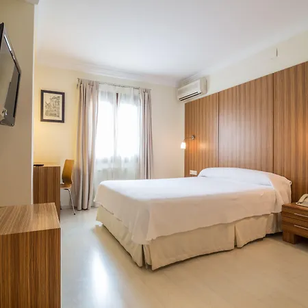 Hotel Mr Costa Blanca 3*