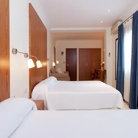 Mr Costa Blanca Денія